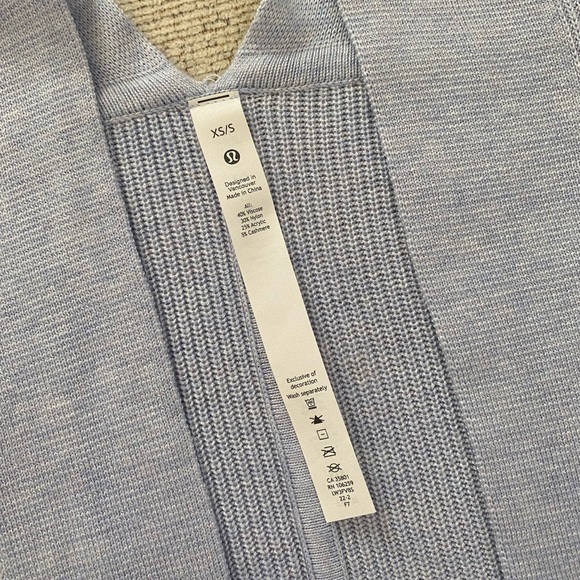 Lululemon Boxy Cashlu Knit Wrap - Picture 10 of 11